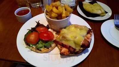 Consortia Restaurant