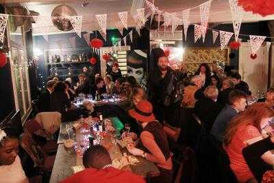 Star By Hackney Downs