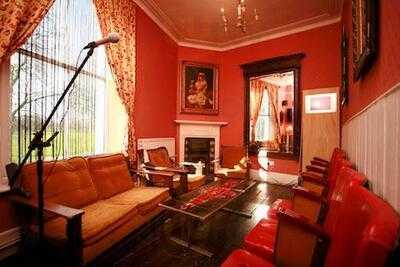 Star By Hackney Downs