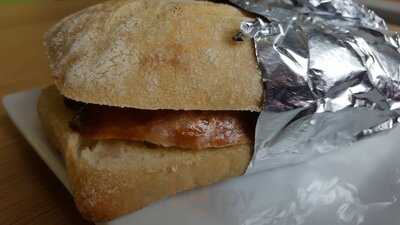 Munure's Cake Cafe Shop