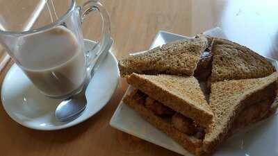 Munure's Cake Cafe Shop