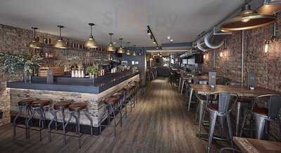 Brick & Liquor | Clapham