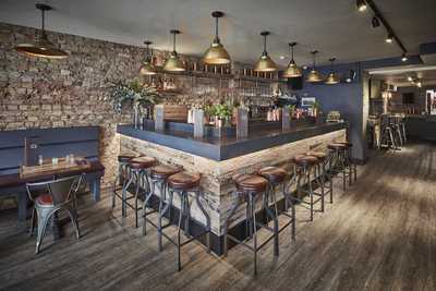 Brick & Liquor | Clapham
