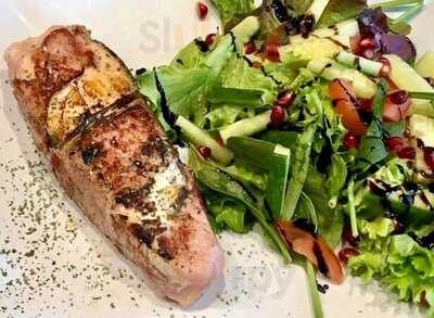 Lakehouse Hungarian Restaurant