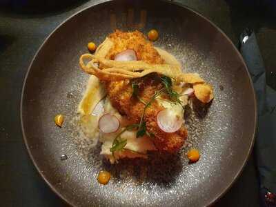 Smooch Restaurant And Cocktail Bar