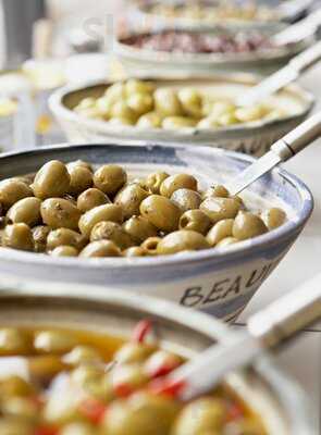 The De Beauvoir Deli Shop And Takeaway