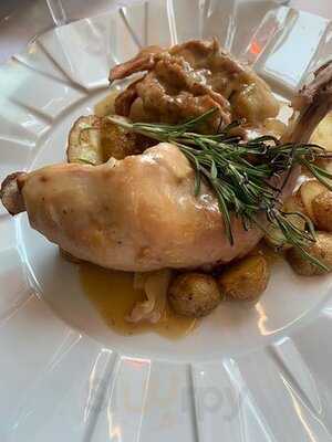 Bellaria Restaurant & Wine Bar