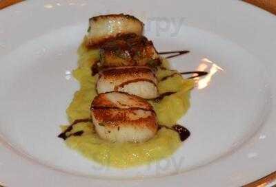 1880 At The Bentley London