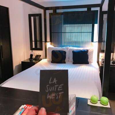 La Suite West