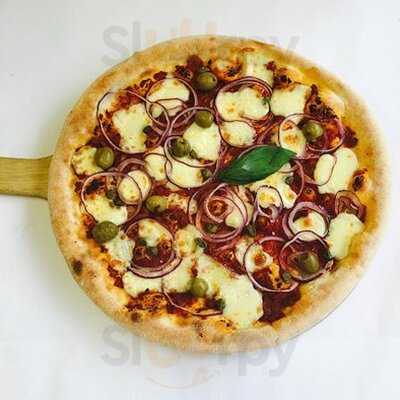 Casa Bardotti, Coffee Shop And Pizza Bar