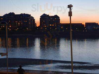 The Pad Restaurant & Bar At The Crowne Plaza London