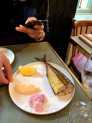 Edwin's French Wine Bar & Restaurant