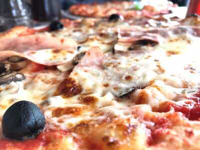 Gourmet Pizza Company - Mackenzie Walk