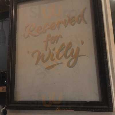 Amuse Bouche Champagne Bar