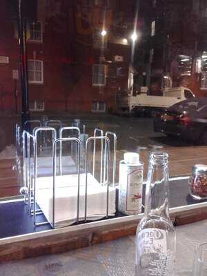 Mulberry Street New York Pizzeria