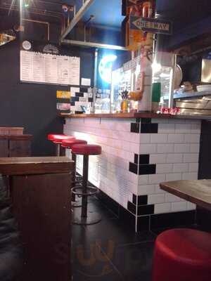 Mulberry Street New York Pizzeria