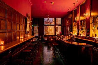 The Four Sisters Bar