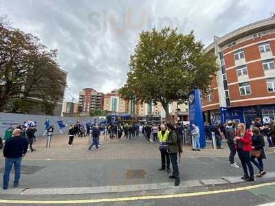 Harris + Hoole - Imperial Wharf