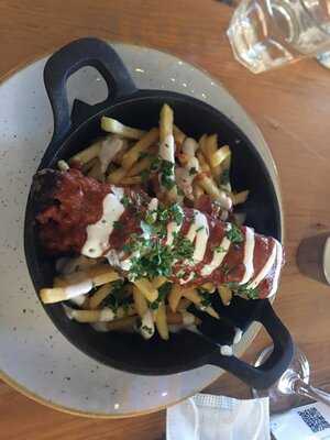 Megan's On The Hill Restaurant (balham)