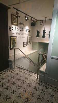 Balls Brothers - Hay's Galleria