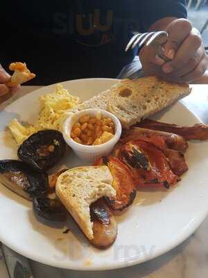 The Salusbury Foodstore