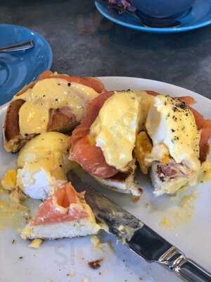 The Salusbury Foodstore