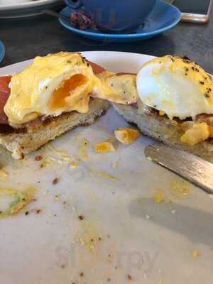 The Salusbury Foodstore