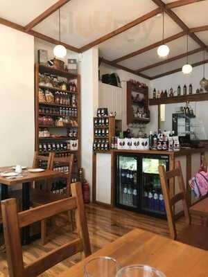 Mythos Greek Flavours