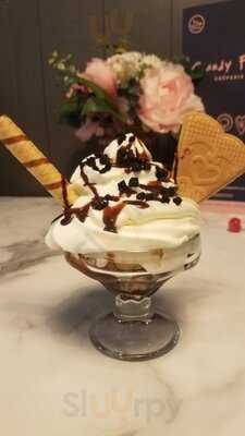 Candy Floss Creperie