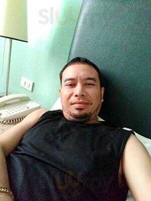 Somewhere Over Knowhere