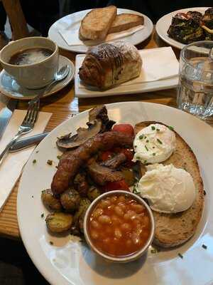 Sable D'or Crouch End