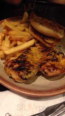 Nando's Canary Wharf - Cabot Place