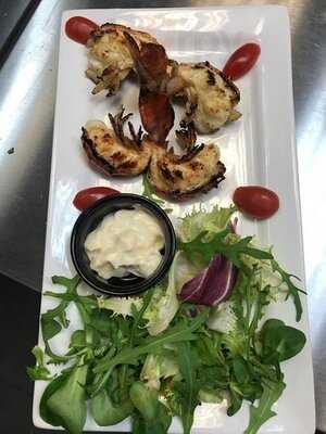 Momento Tapas & Grill