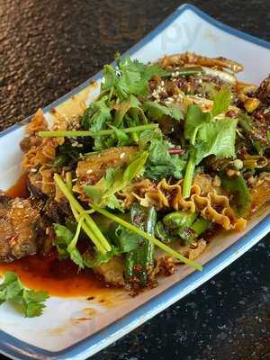 Seveni Bar & Restaurant