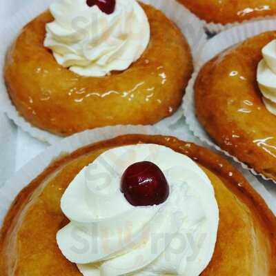 Neo's Bakery & Patisserie