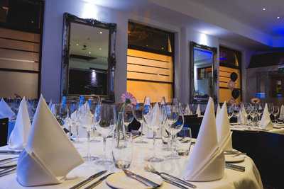 Restaurant & Bistro Village Fayre