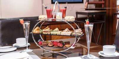 Artist Corner At Copthorne Tara Hotel