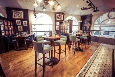 Jamie's Adam's Court