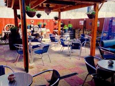 Macho Bistro Restaurant