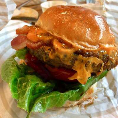 Patty&bun - White City