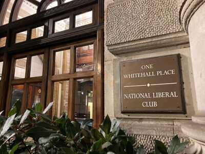 Restaurant At One Whitehall Place