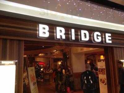 Bridge Bar, Lounge & Dining