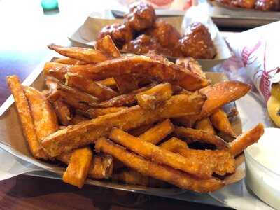 Fatburger & Buffalo's Express