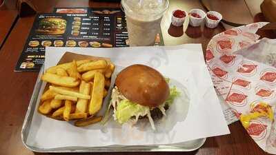 Fatburger & Buffalo's Express