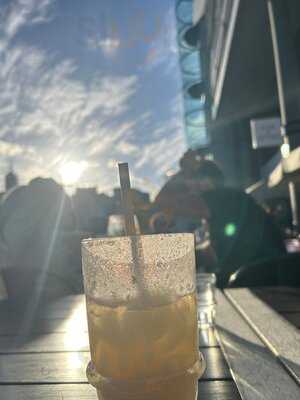 Slug & Lettuce - Tower Bridge