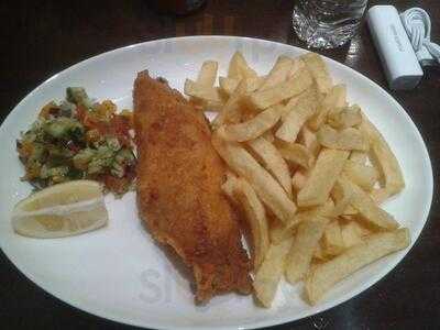 Royal Fish & Chips
