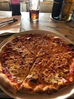 Pizzeria & Canti Prosecco Bar