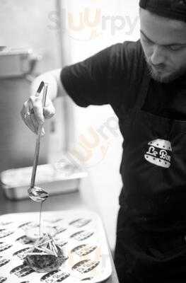 The Three Compasses, Dalston