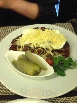 First League Restaurant