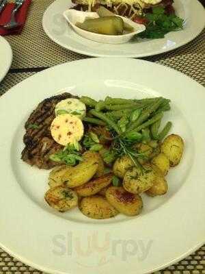 First League Restaurant